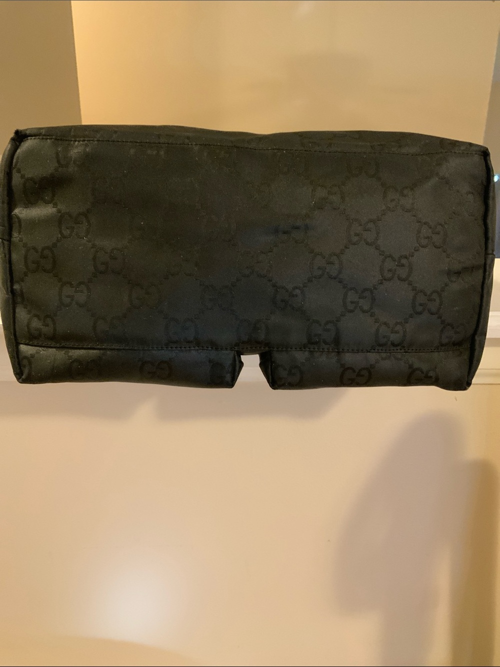 Gucci - Picture 3 of 8